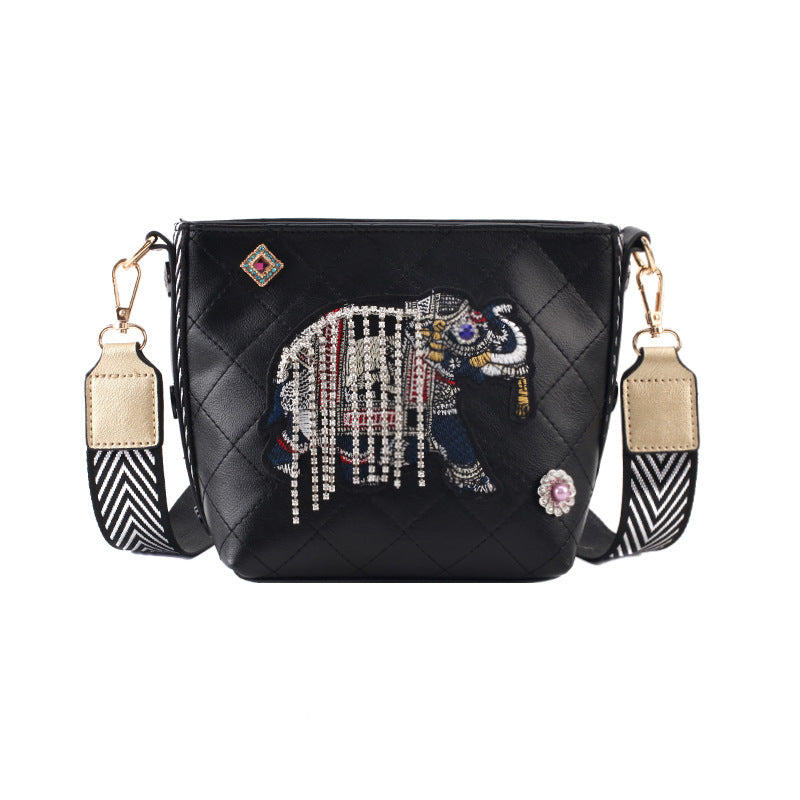 Trendy Women's Elephant Tassel Shoulder Bag