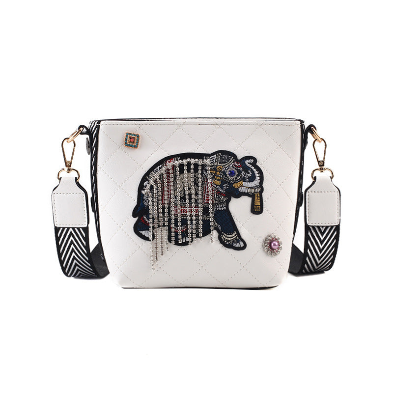 Trendy Women's Elephant Tassel Shoulder Bag